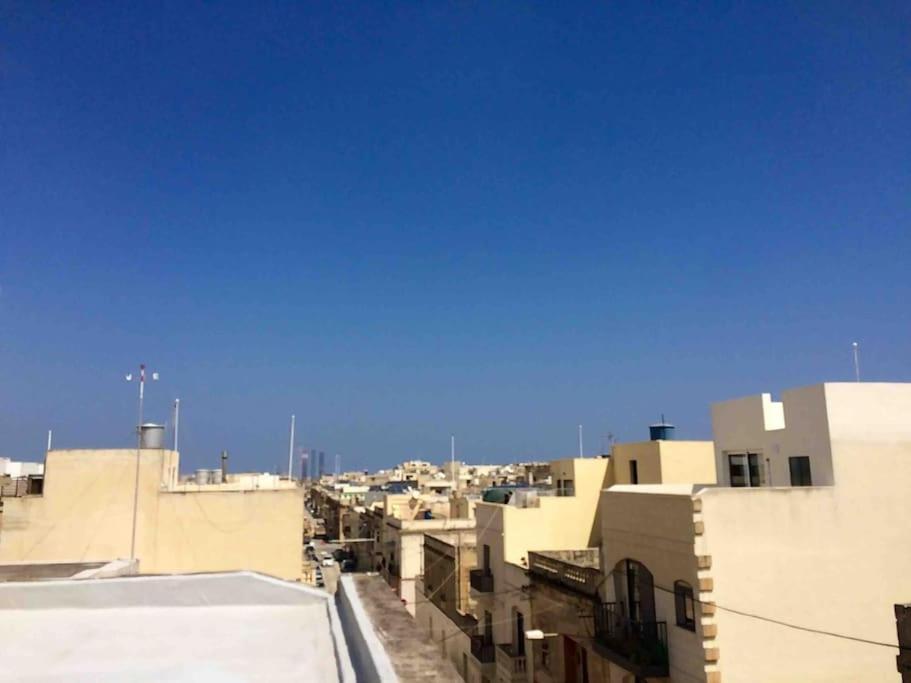 May Flower: Modern Flat Close To Airport/Bus Stops Tarxien Exterior photo